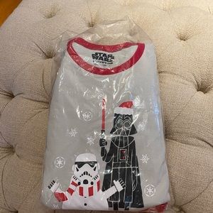 NWT- Mens long sleeve pj top and bottoms, Star Wars